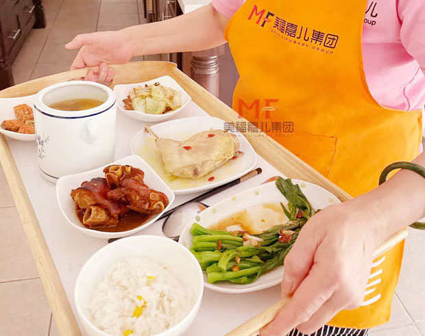 赴美产子后，月子期饮食的四大注意事项
